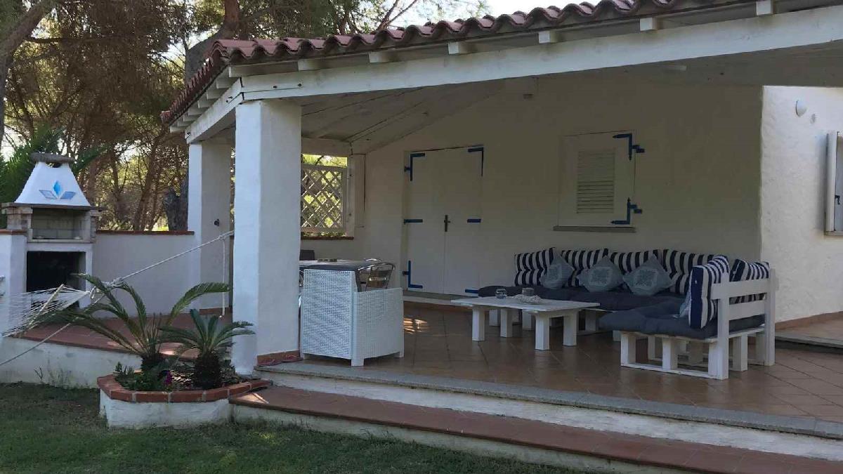  villetta sul  mare Budoni Sardegna