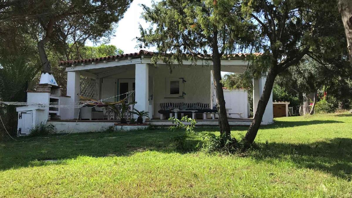  villetta sul  mare Budoni Sardegna