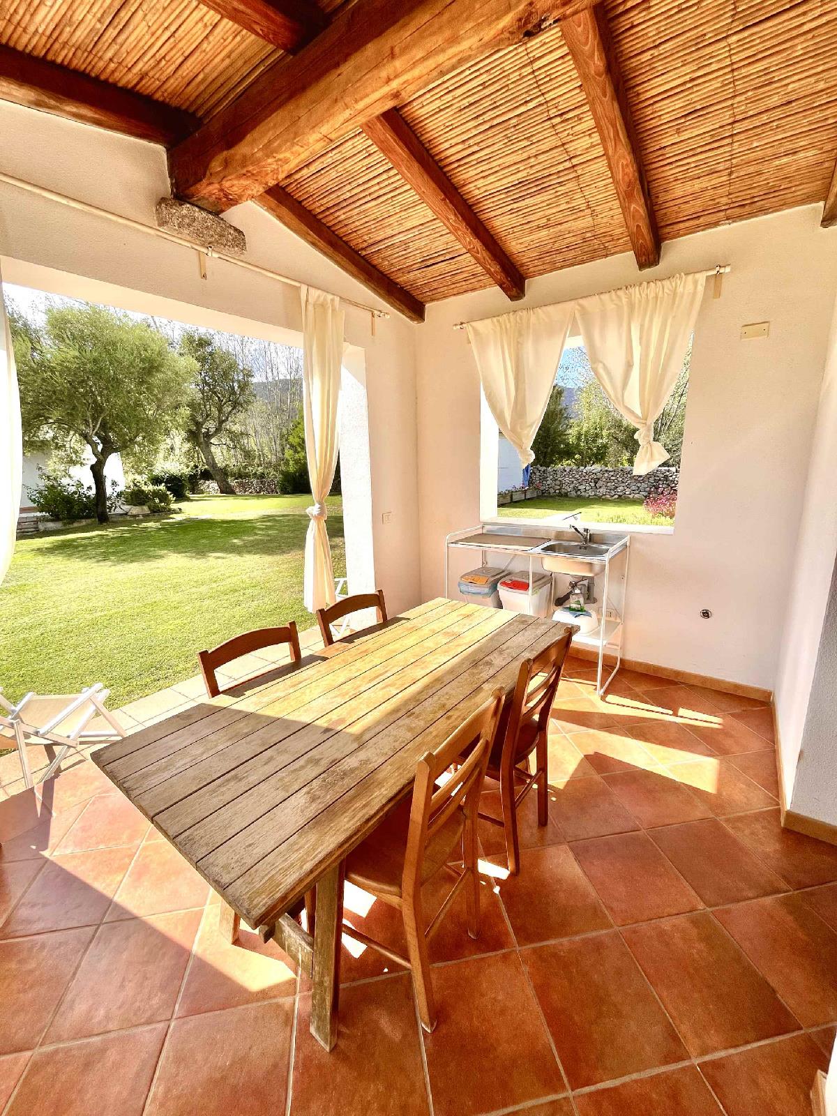Veranda Agriturismo Li Scopi  san teodoro Sardegna
