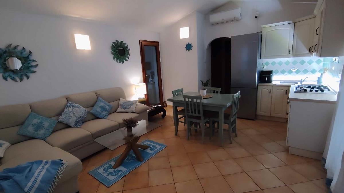 Cucina-Soggiorno mattia s house Budoni Sardegna